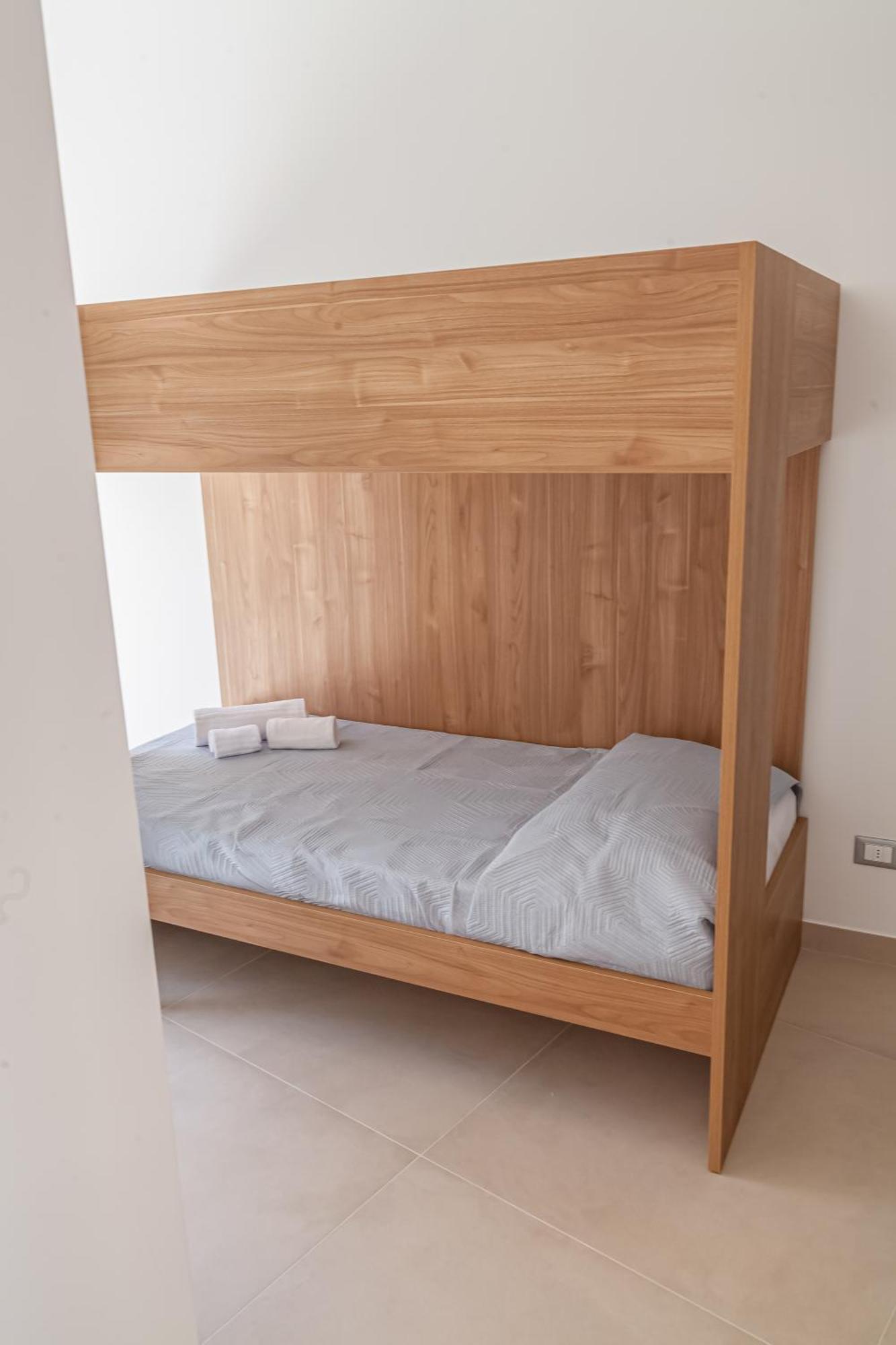 Isgro Rooms Марсала Экстерьер фото