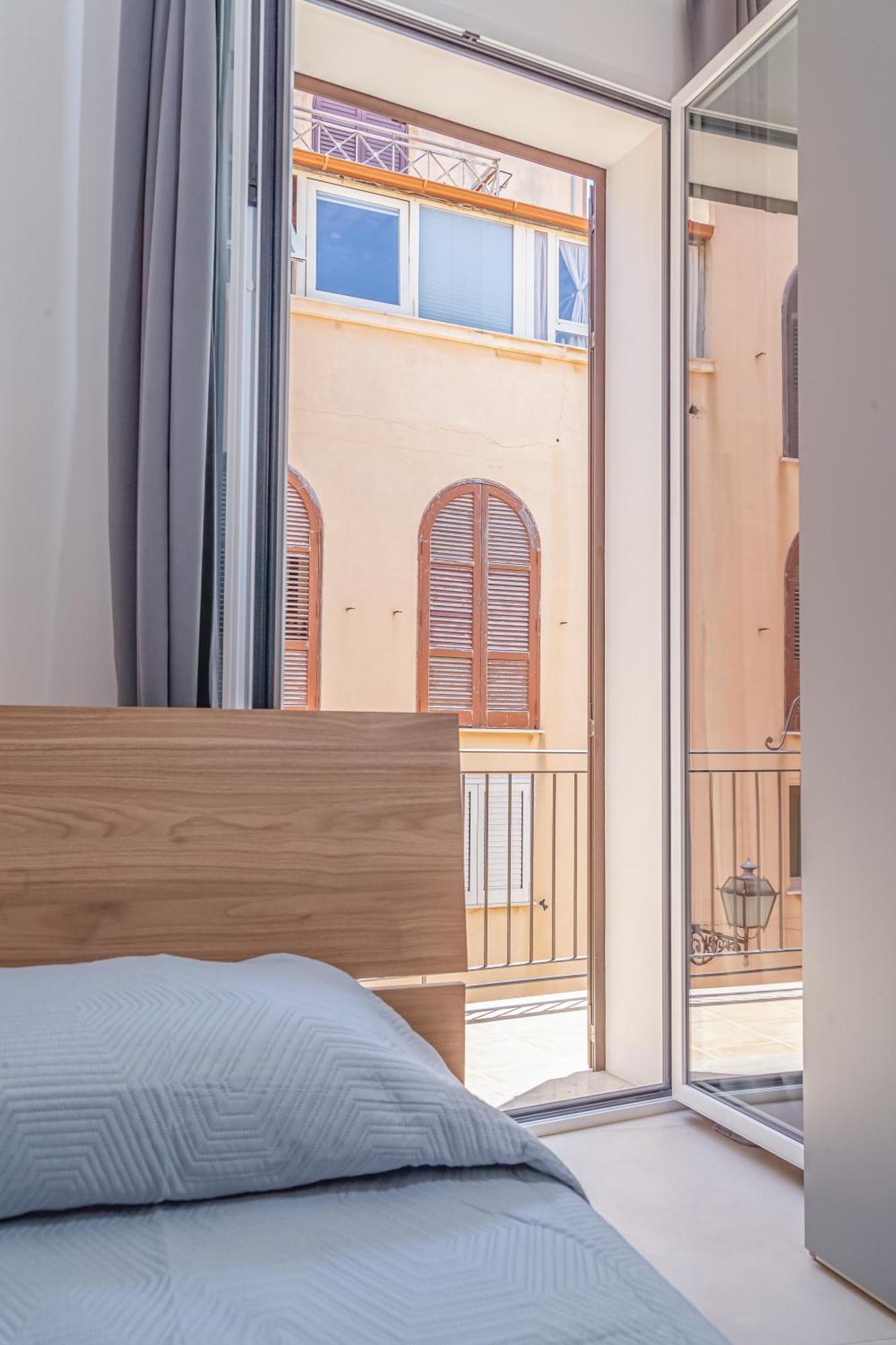 Isgro Rooms Марсала Экстерьер фото