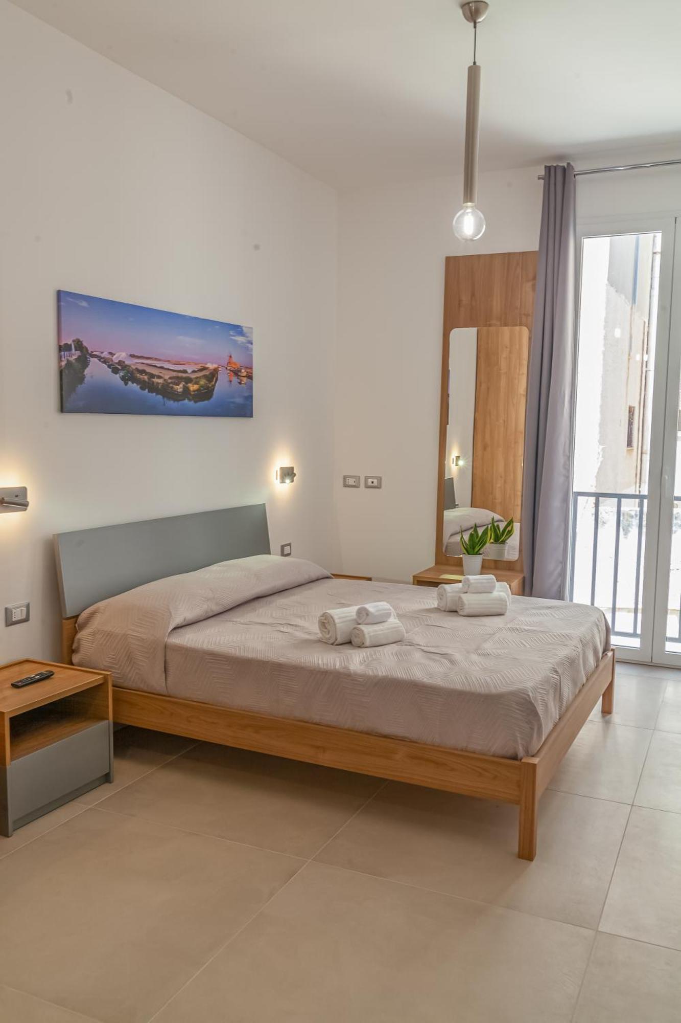 Isgro Rooms Марсала Экстерьер фото