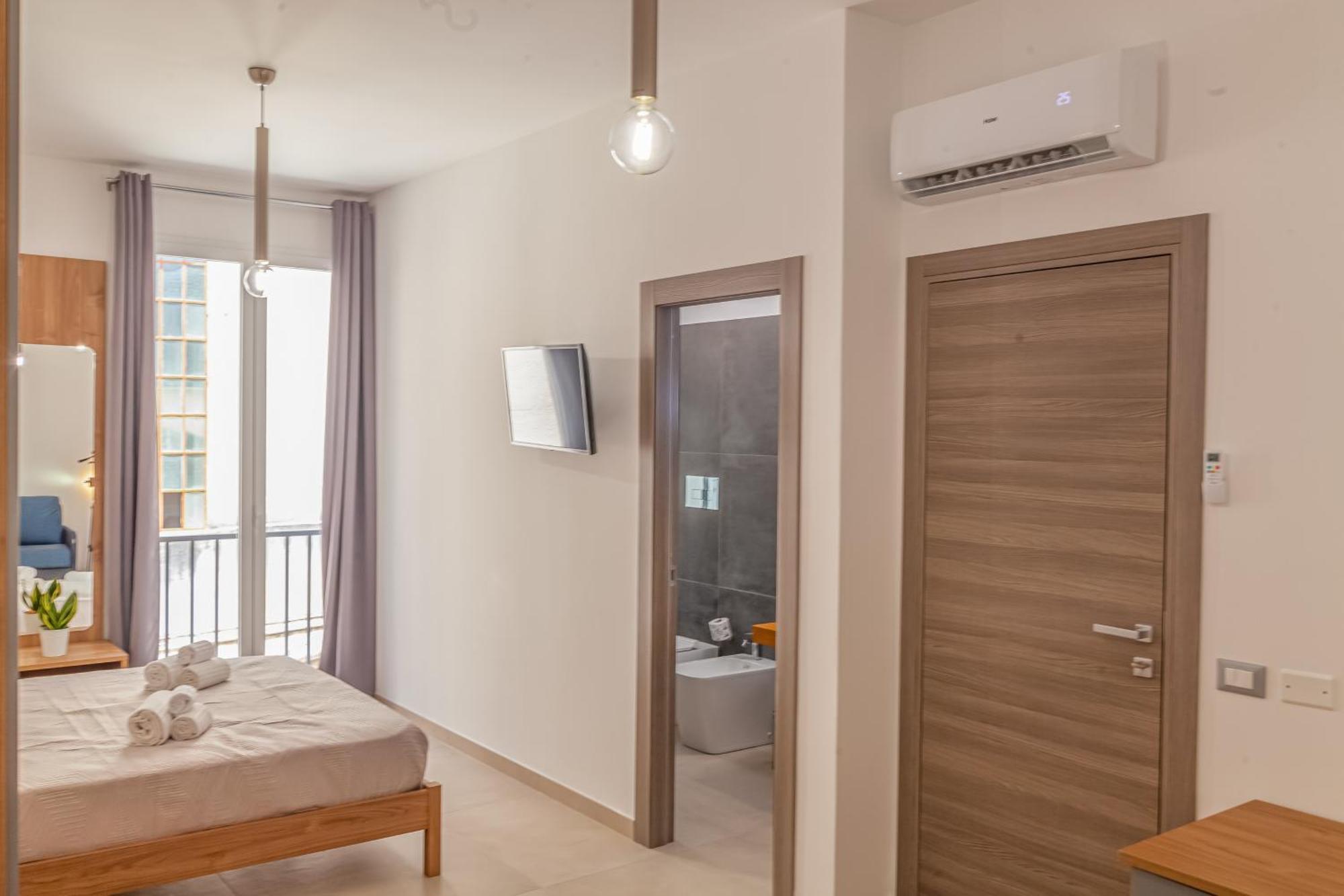 Isgro Rooms Марсала Экстерьер фото