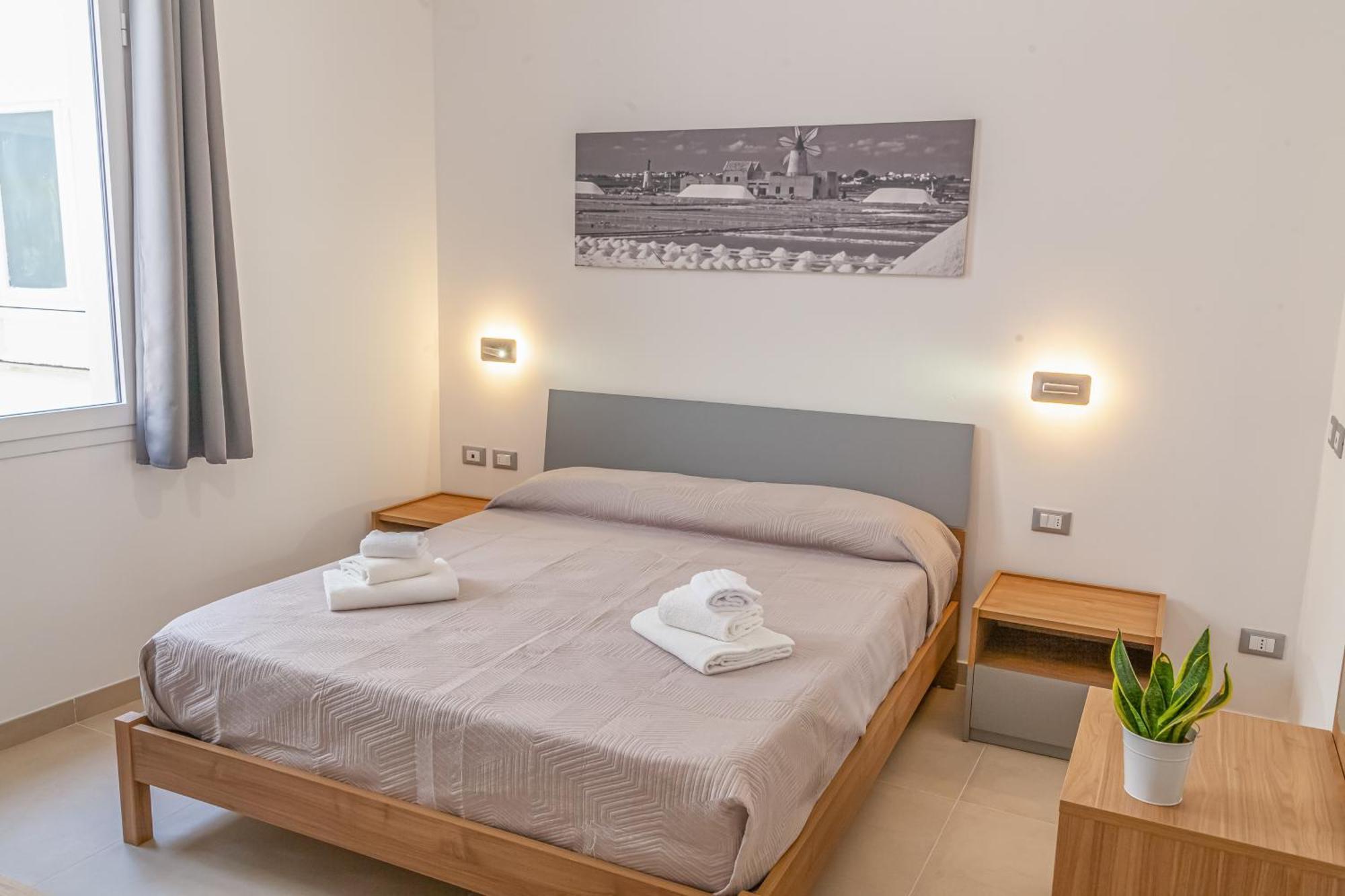 Isgro Rooms Марсала Экстерьер фото